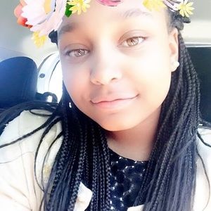 Meet your Posher, Lanaja