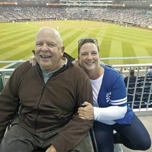 Meet your Posher, Dana