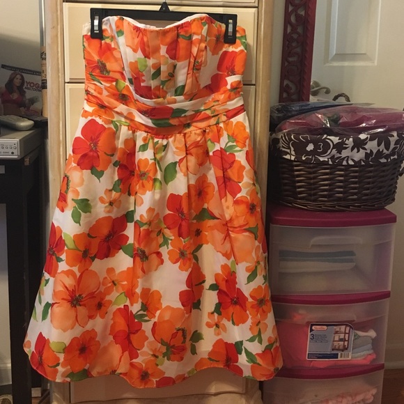 David's Bridal Short Dress