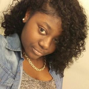 Meet your Posher, Kiaree