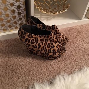 Leopard Print Wedge