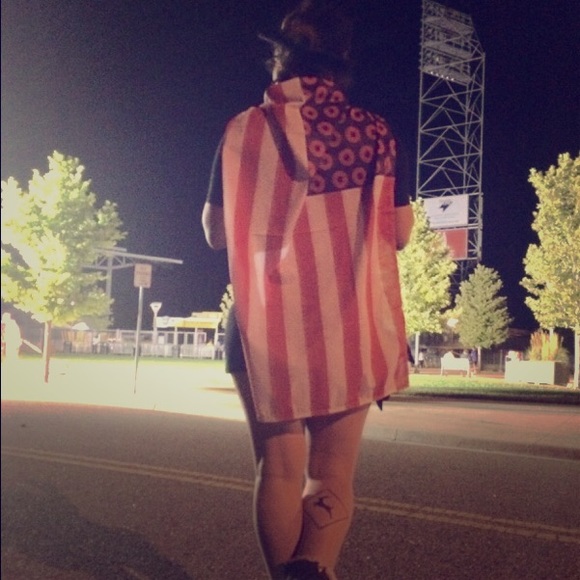 Meet your Posher, Sierra - Picture 2 of 8