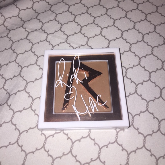 Limited edition mac riri