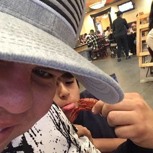 Meet your Posher, Salvador