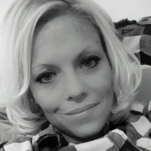 Meet your Posher, Stacy