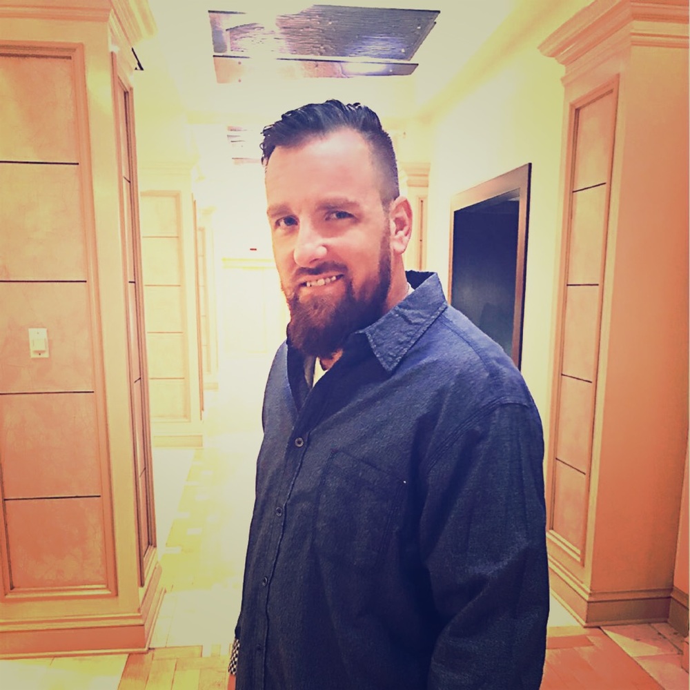 Meet your Posher, Thomas