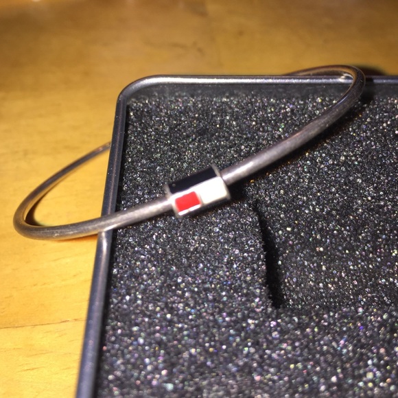 Tommy Hilfiger silver bracelet