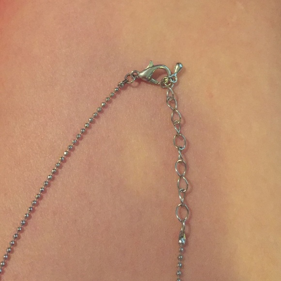 Bedazzled snake necklace - Picture 3 of 3