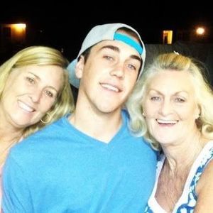 Meet your Posher, Garrett