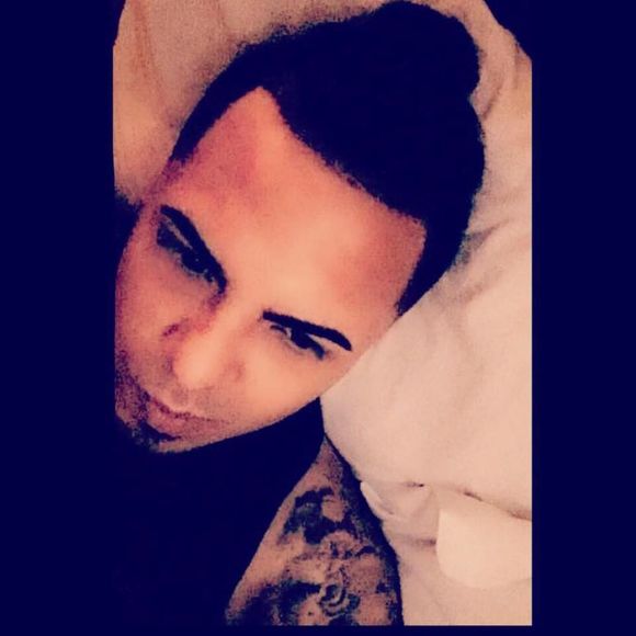 Meet your Posher, Alvaro - Picture 1 of 1