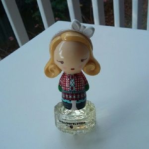 Winter Gwen Gwen Stefani Harajuku Lovers Perfume