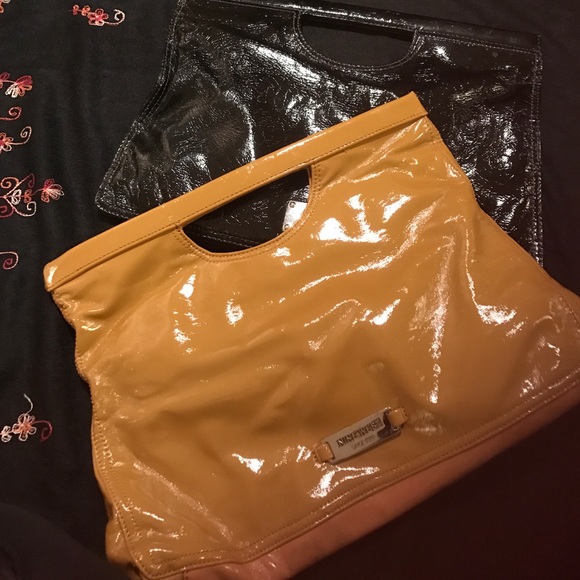 Handbag.