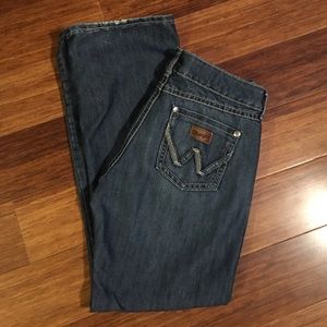 Ladies Wrangler boot cut jeans