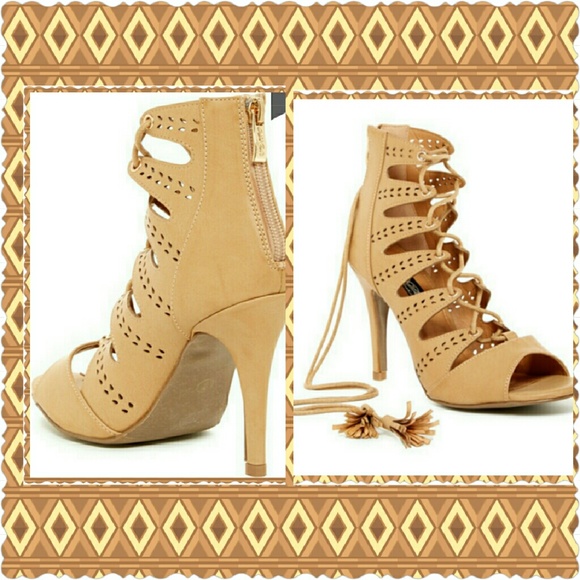 TAN TIE UP OPEN TOE BOOTIE SANDAL - Picture 2 of 4