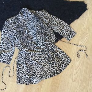 Cheetah shirt that ties in the back
