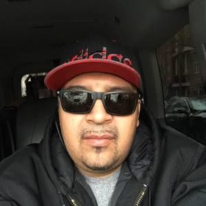 Meet your Posher, Roberto