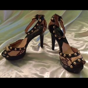 🌟Michael Kors Snakeskin Sandals