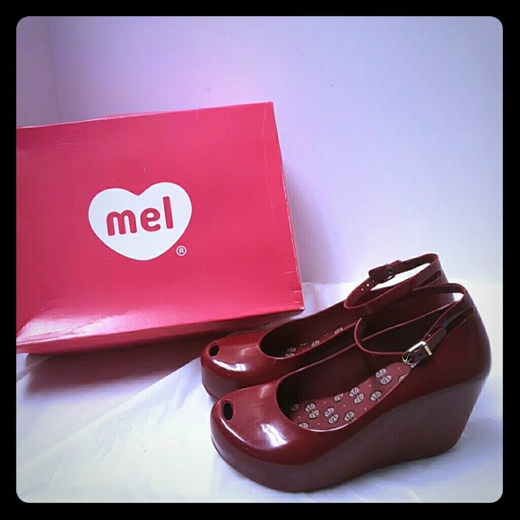 Mel by Melissa Toffee Apple SP AD