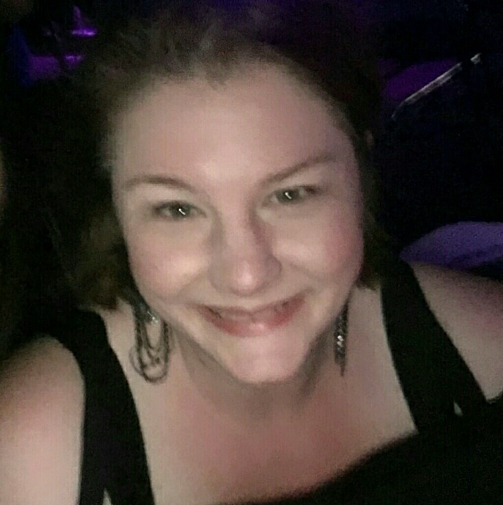 Meet your Posher, Tina