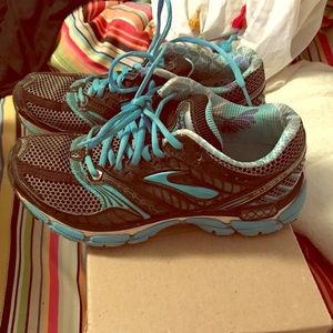 Brooks Adrenaline GTS