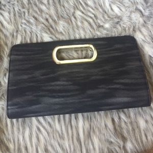 Beautiful clutch 👛