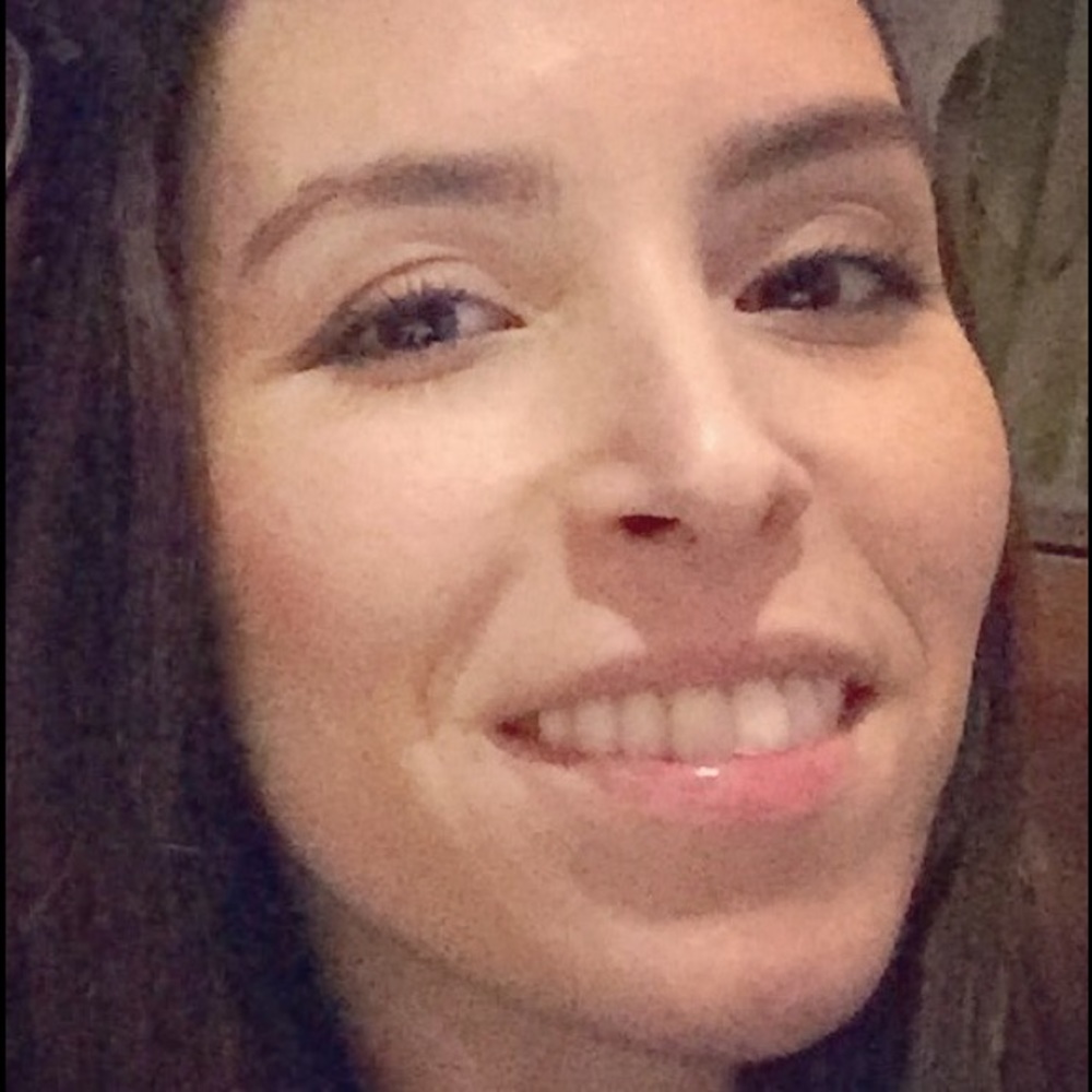 Meet your Posher, Priscila