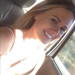 Meet your Posher, Charissa