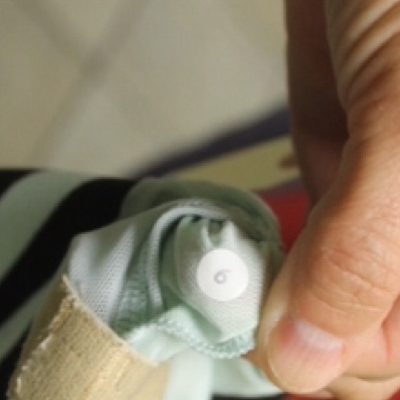 Lululemon Tank Top Mint Black Size 6 - Picture 4 of 4