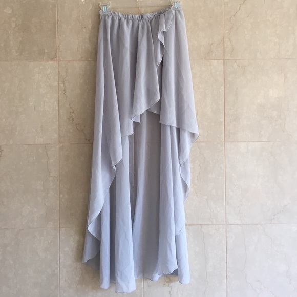 NWOT Brandy Melville High Low Skirt