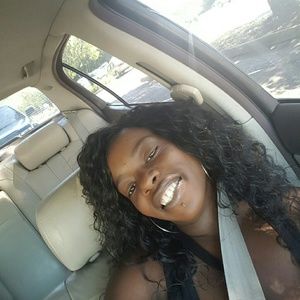 Meet your Posher, Tamela