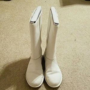 NEW UGG BOOTS 'Lo Pro Button'