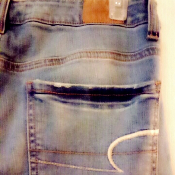 TRADE - Picture 3 of 4