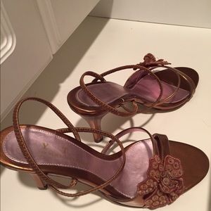 New York Transit Heels with detail