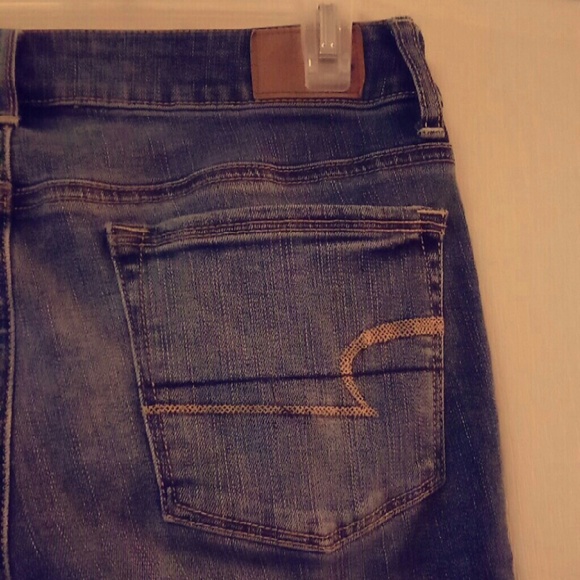 TRADE - Picture 3 of 4