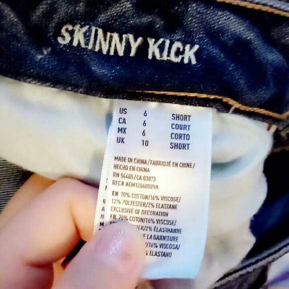 TRADE - Picture 4 of 4