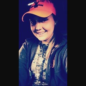 Meet your Posher, Savannah