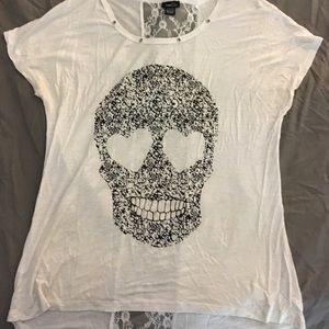 heart eye skull shirt