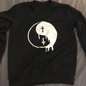 ying yang crewneck