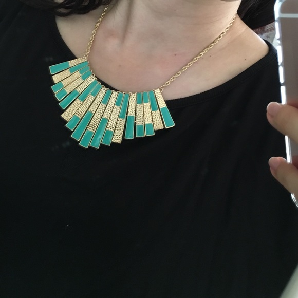 Amrita Singh Gold & Turquoise "Tina" Bib Necklace - Picture 4 of 4