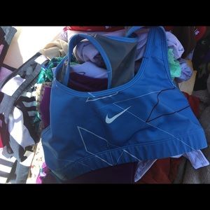 nike sports bra
