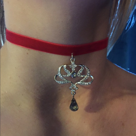 Solstice Choker