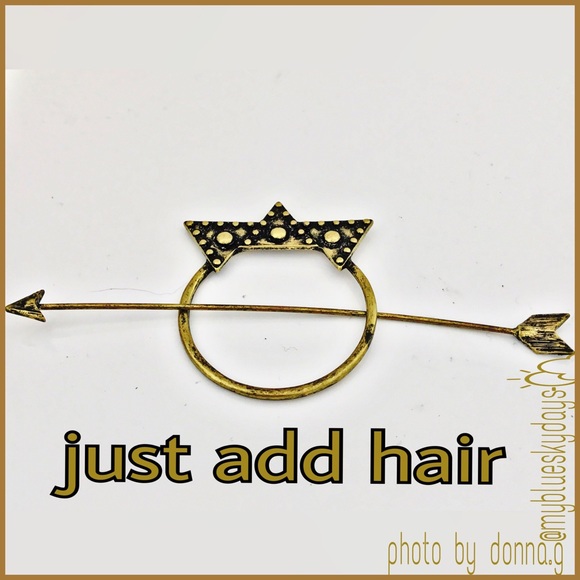 ✨Gorgeous Hair & Bun Holder.✨ - Picture 4 of 4