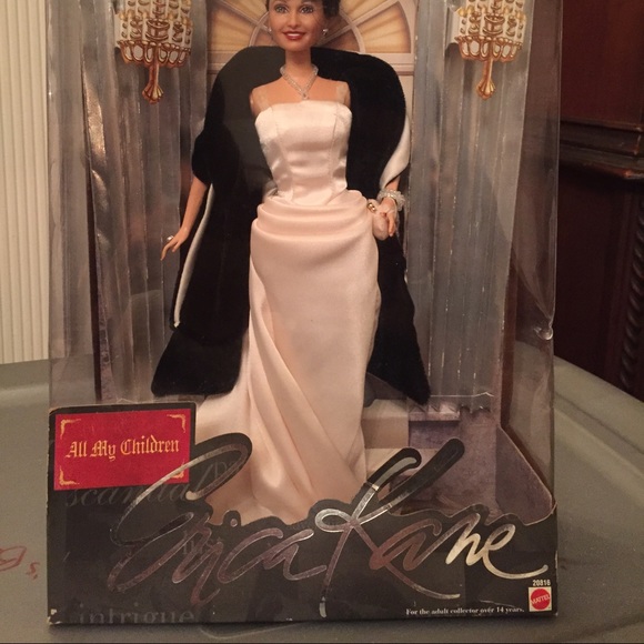 Erica Kane Replica Doll 💁🏻 - Picture 2 of 3