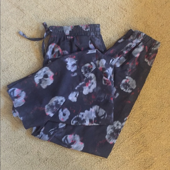 Matching top & bottom floral outfit - Picture 1 of 3