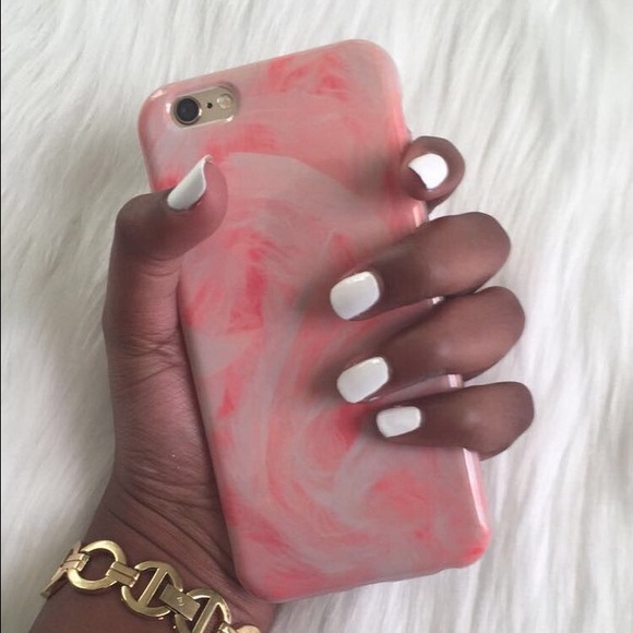 ✨Pink Flowers Case✨