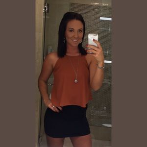 Meet your Posher, Lauren