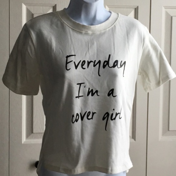 2 "COVER GIRL" T SHIRT/CROP💋🎁 - Picture 3 of 3