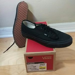 All Black Vans Authentics