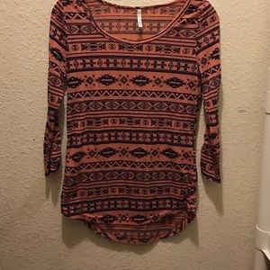 Wallflower Juniors quarter length blouse