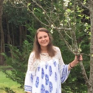 Meet your Posher, Rebekah